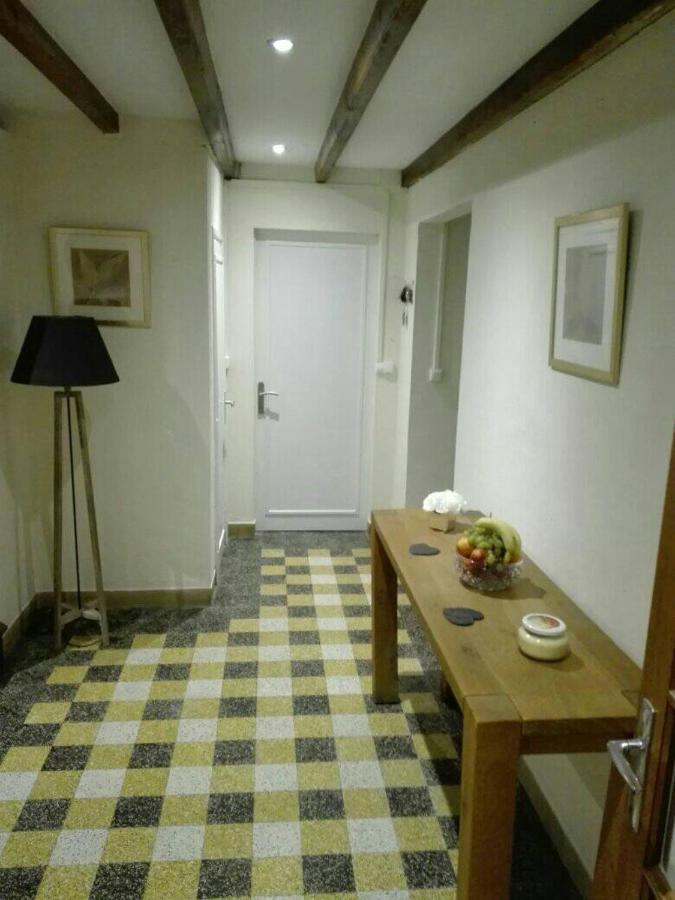 L'Esquilon Chambre D'Hote Bed and Breakfast Thiat Esterno foto